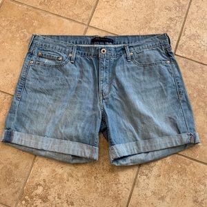 Levi’s The Original Jean Boyfriend Jean shorts
